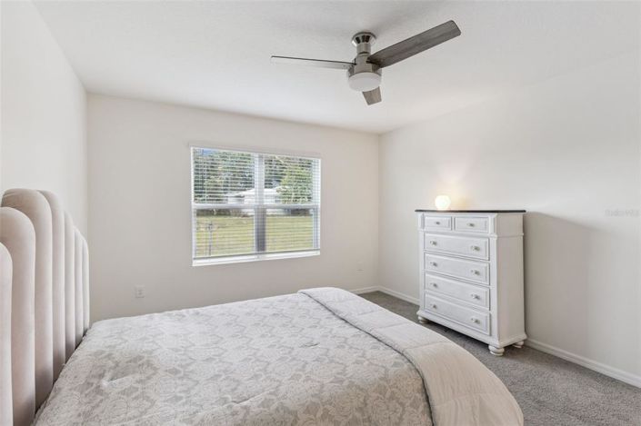 Image No.12-3 Bed Property for sale