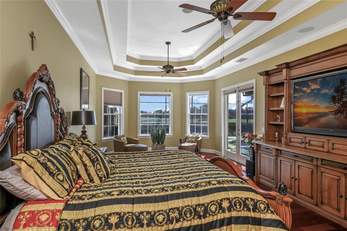 Image No.24-5 Bed Property for sale