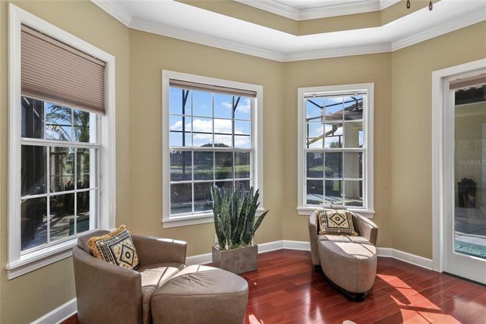 Image No.25-5 Bed Property for sale