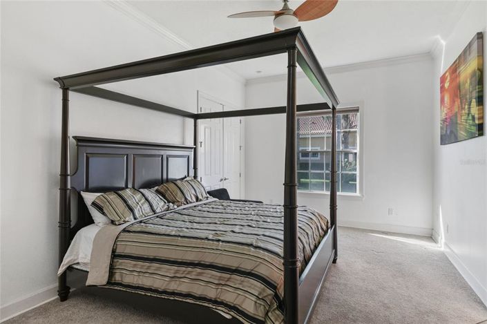 Image No.36-5 Bed Property for sale