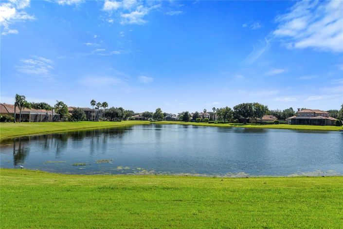 Image No.49-5 Bed Property for sale