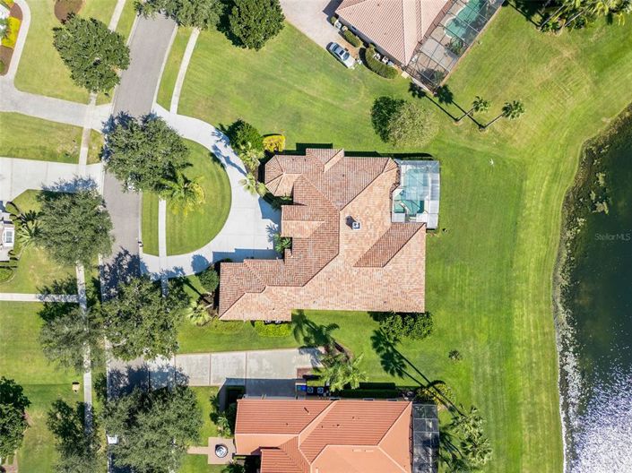 Image No.55-5 Bed Property for sale