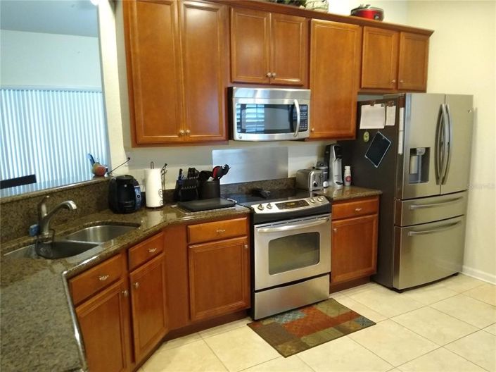 Image No.19-3 Bed Property for sale