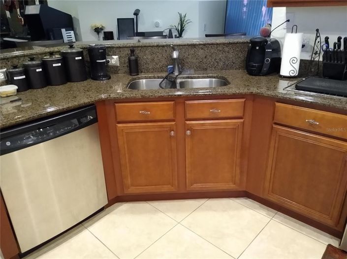 Image No.20-3 Bed Property for sale