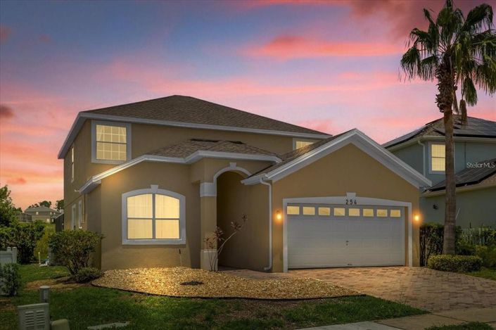 Image No.1-5 Bed Property for sale