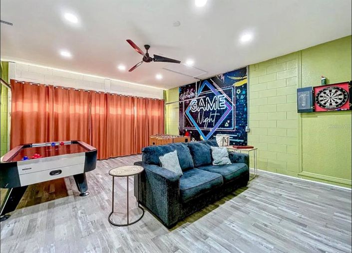 Image No.29-5 Bed Property for sale