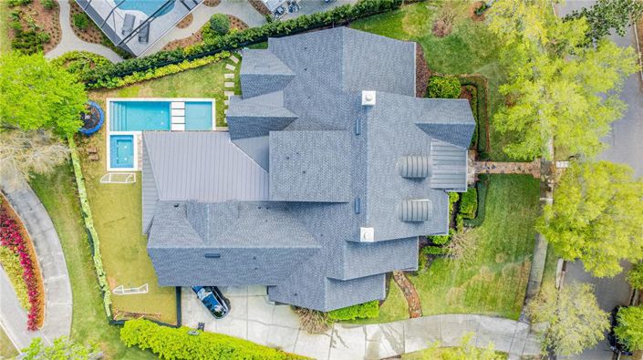 Image No.3-6 Bed Property for sale