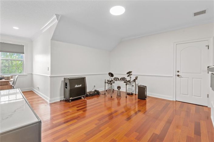 Image No.39-6 Bed Property for sale