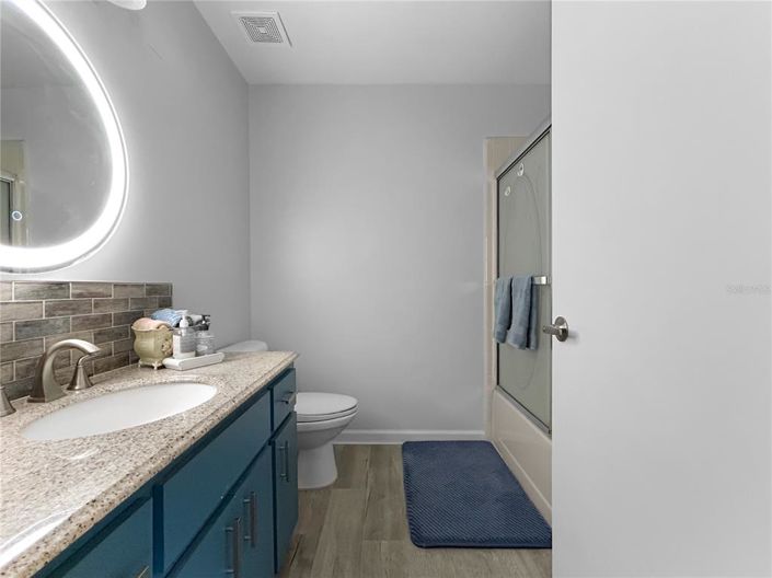 Image No.19-3 Bed Property for sale