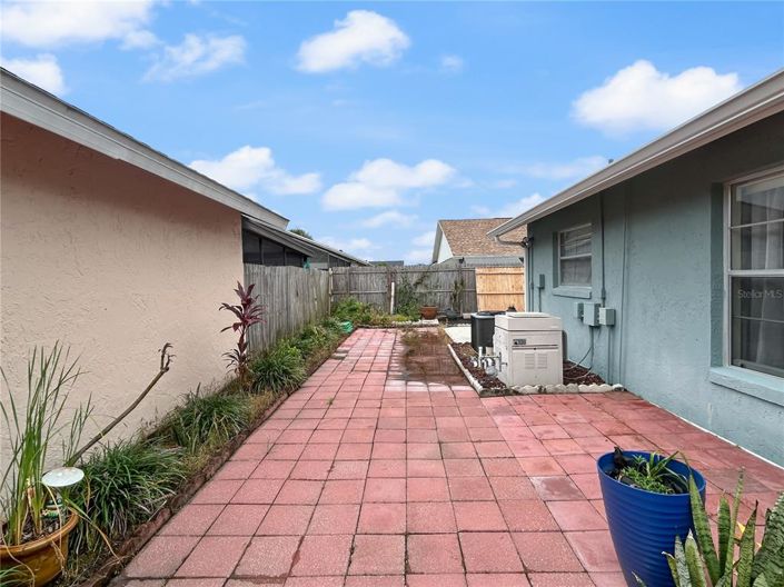 Image No.22-3 Bed Property for sale