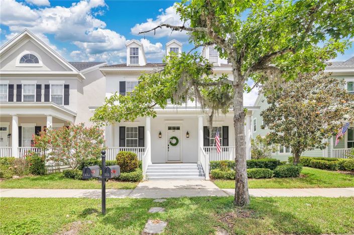 Image No.1-6 Bed Property for sale