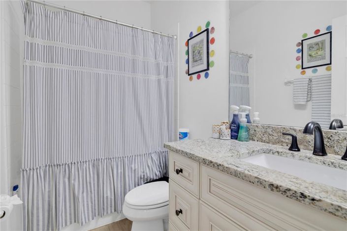 Image No.27-6 Bed Property for sale