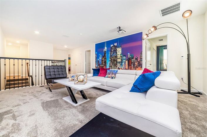 Image No.14-8 Bed Property for sale