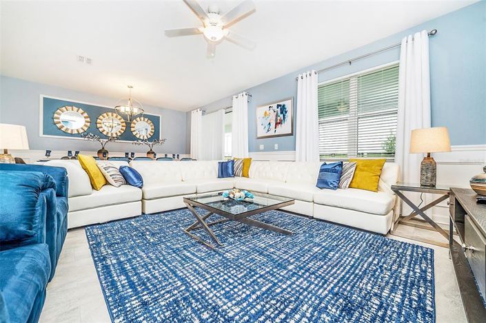 Image No.4-8 Bed Property for sale