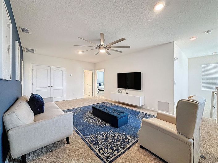 Image No.34-7 Bed Property for sale