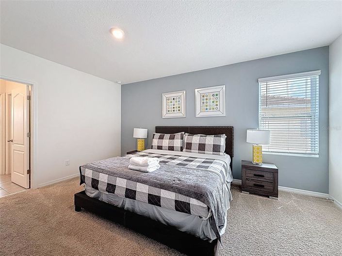 Image No.47-7 Bed Property for sale