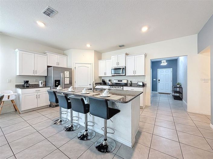 Image No.9-7 Bed Property for sale