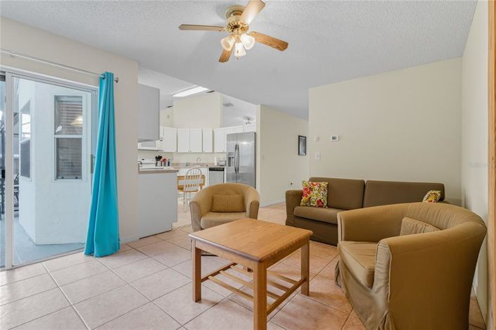 Image No.17-4 Bed Property for sale