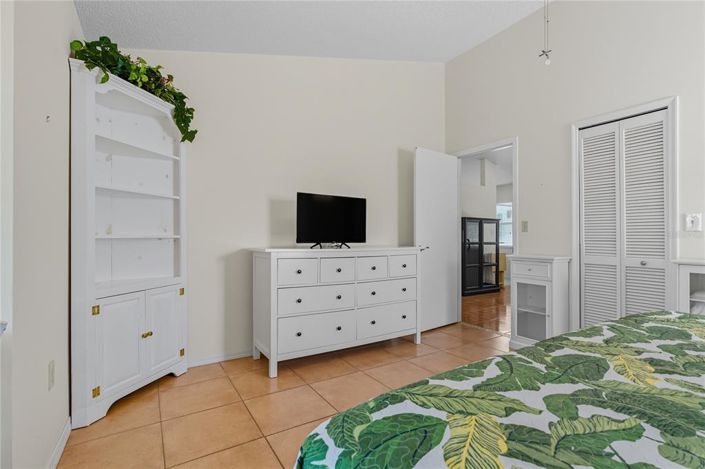 Image No.20-4 Bed Property for sale