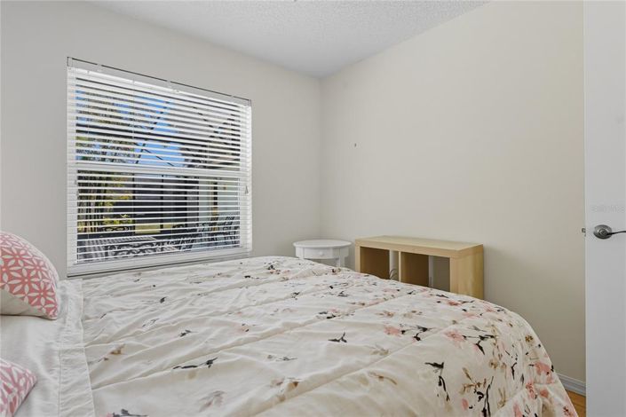 Image No.27-4 Bed Property for sale