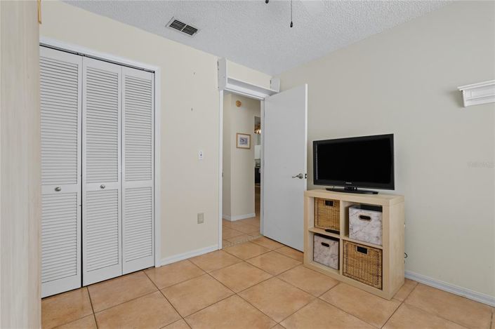 Image No.32-4 Bed Property for sale