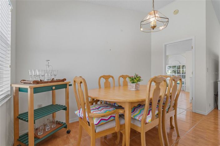 Image No.9-4 Bed Property for sale