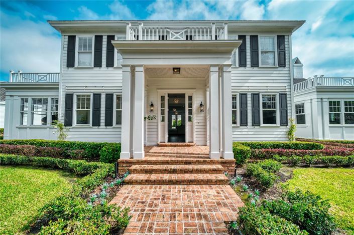 Image No.6-5 Bed Property for sale