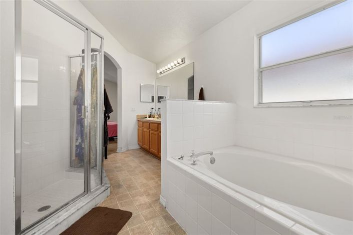 Image No.31-3 Bed Property for sale