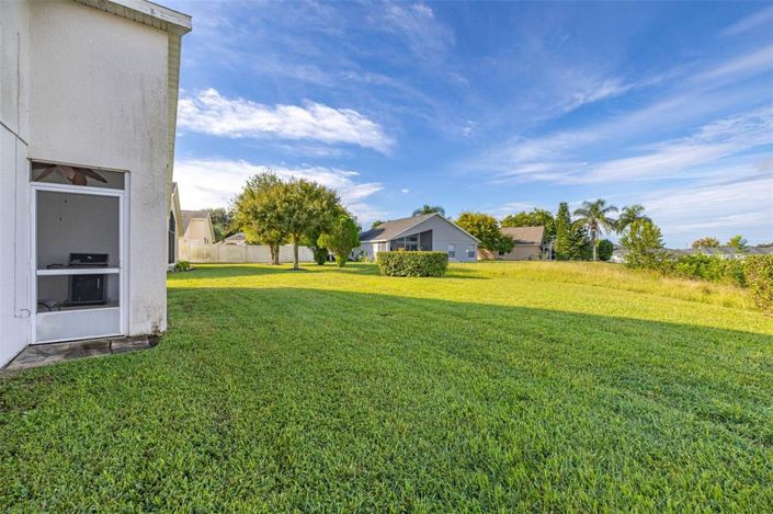 Image No.40-3 Bed Property for sale