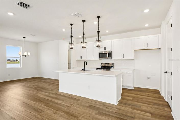 Image No.15-3 Bed Property for sale