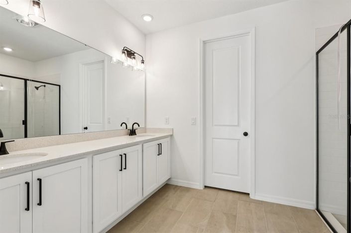 Image No.32-3 Bed Property for sale