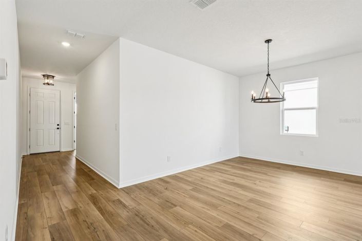 Image No.7-3 Bed Property for sale