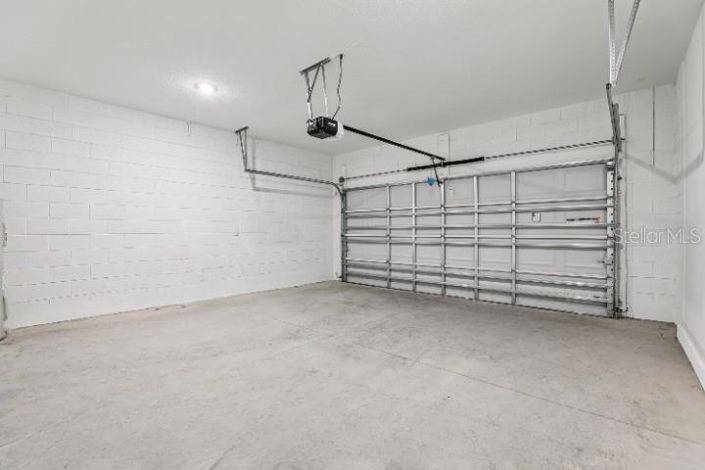 Image No.37-3 Bed Property for sale