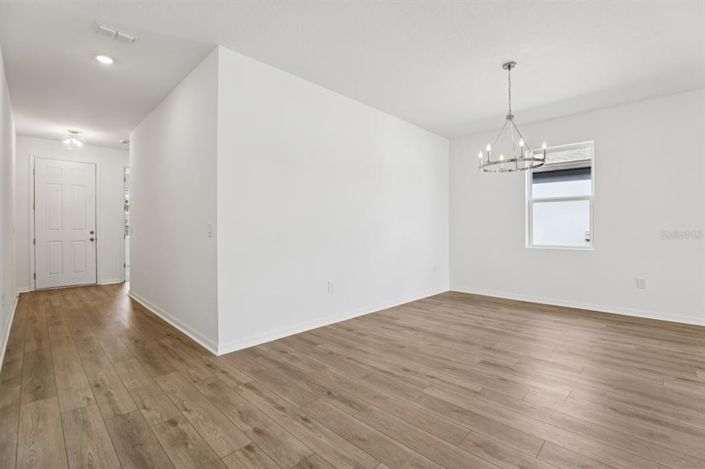 Image No.5-3 Bed Property for sale