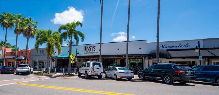 Image No.11-5 Bed Property for sale