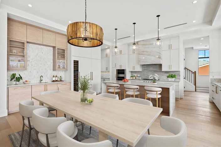 Image No.16-4 Bed Property for sale