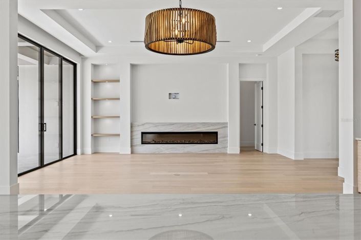 Image No.18-4 Bed Property for sale