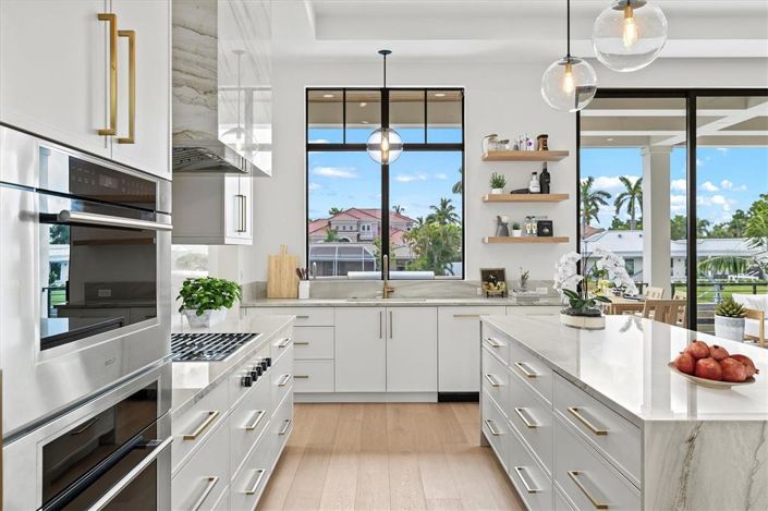 Image No.29-4 Bed Property for sale