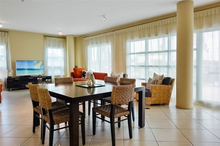 Image No.43-3 Bed Property for sale