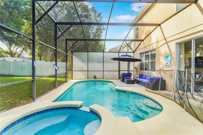 Image No.44-6 Bed Property for sale