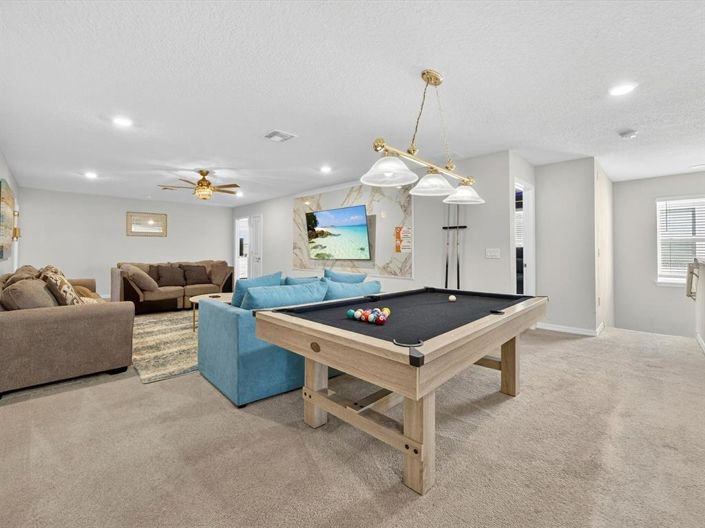 Image No.23-8 Bed Property for sale