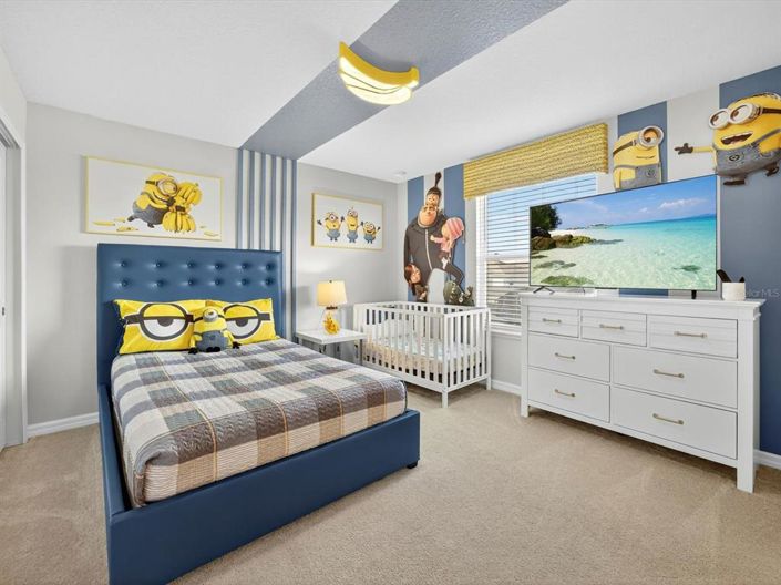 Image No.33-8 Bed Property for sale