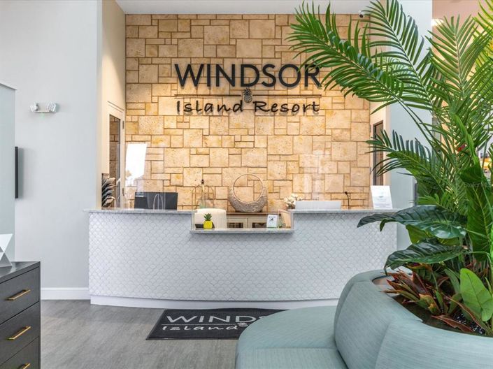 Image No.53-8 Bed Property for sale