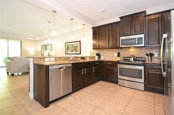 Image No.7-3 Bed Townhouse for sale