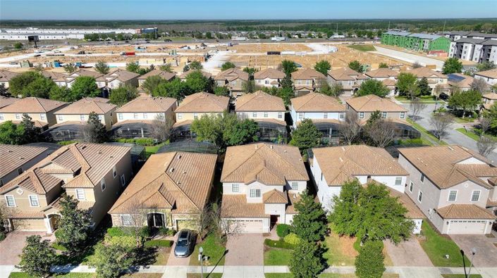 Image No.53-7 Bed Property for sale