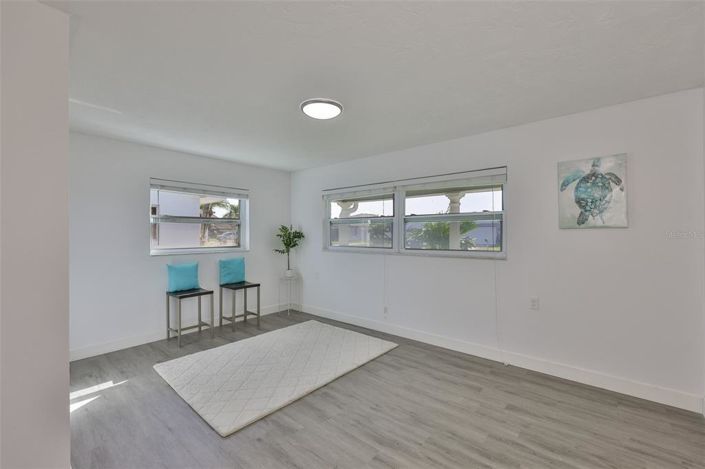 Image No.32-3 Bed Property for sale