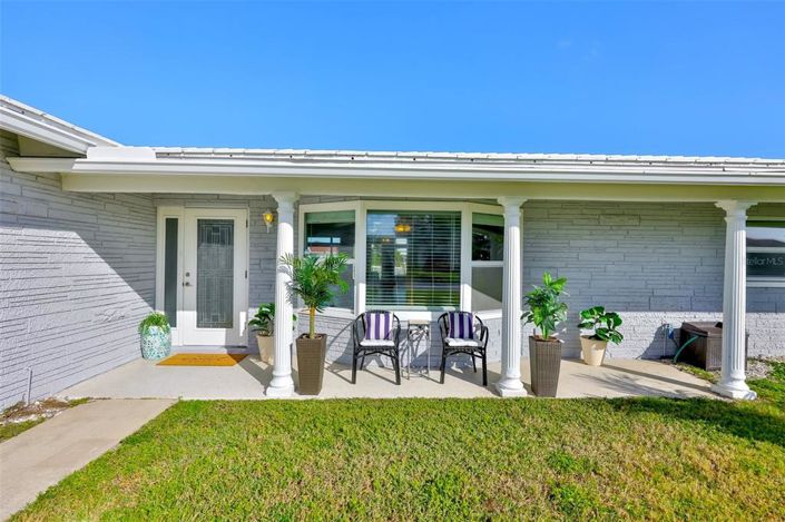 Image No.6-3 Bed Property for sale