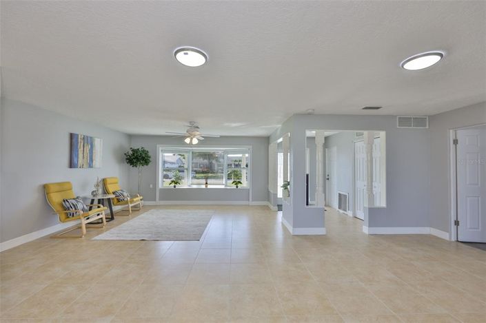 Image No.9-3 Bed Property for sale