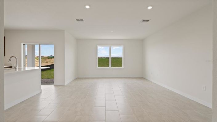 Image No.10-3 Bed Property for sale