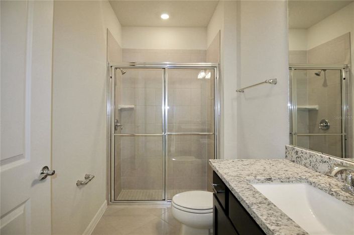 Image No.15-5 Bed Townhouse for sale